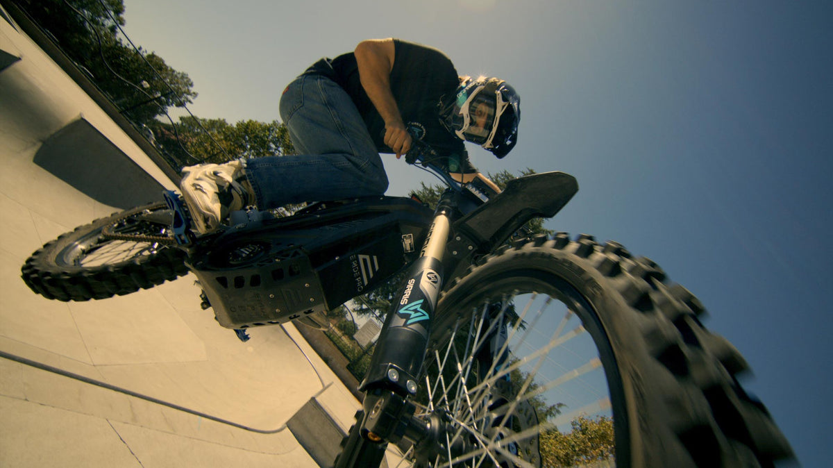 Customized Surron Build Chris Burandt's Custom Surron Ultra Bee Build – Sirris Store